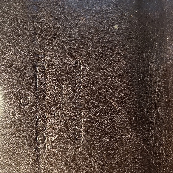 Louis Vuitton Vernis Wallet - Picture 4 of 9